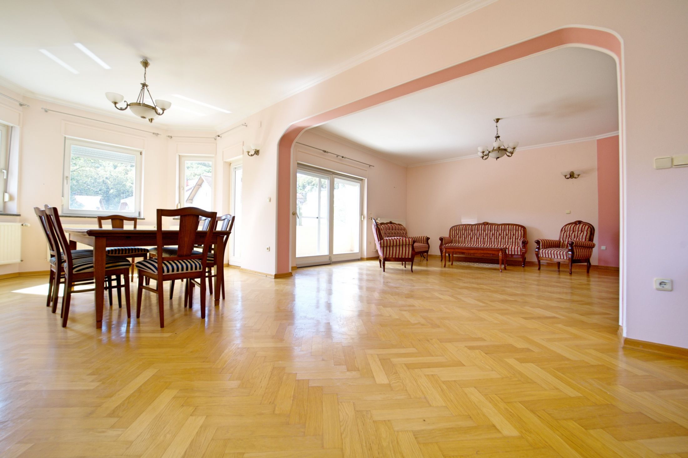 MLINOVI, FOUR ROOM APARTMENT.