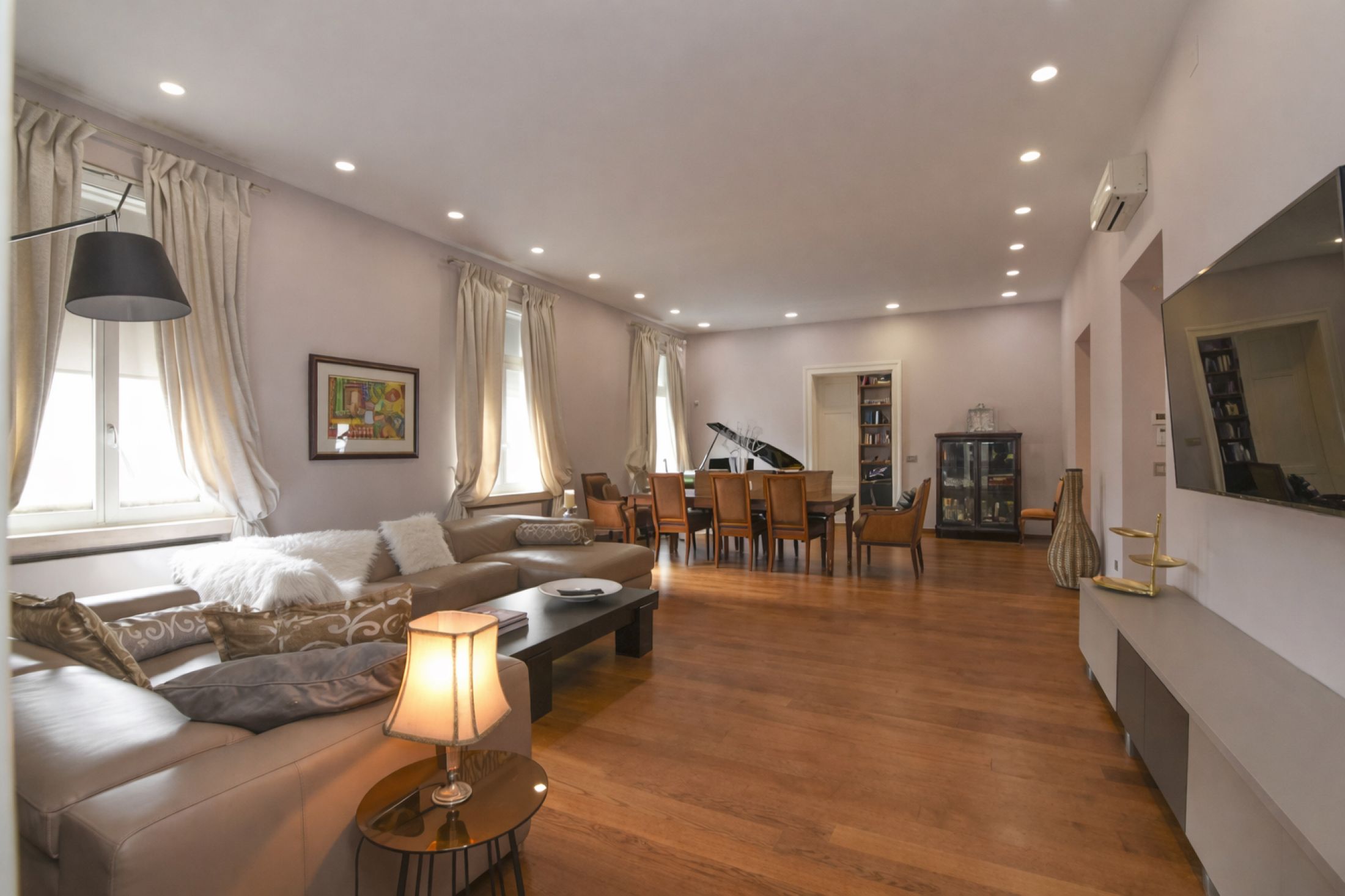 XL STAN, STO METARA OD TRGA.